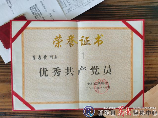 音乐MV《故乡张家界》发布